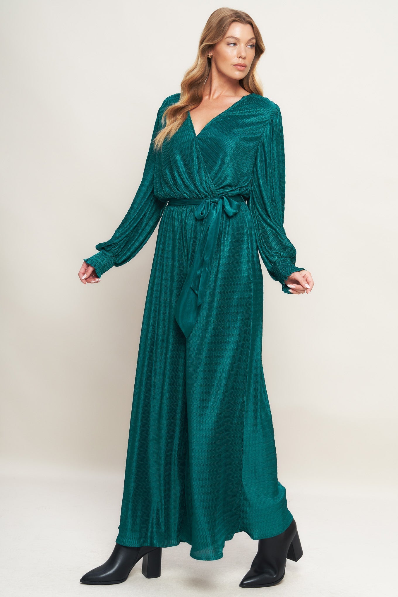 ATTENTION OF THE DAY WOVEN JUMPSUIT Flying Tomato